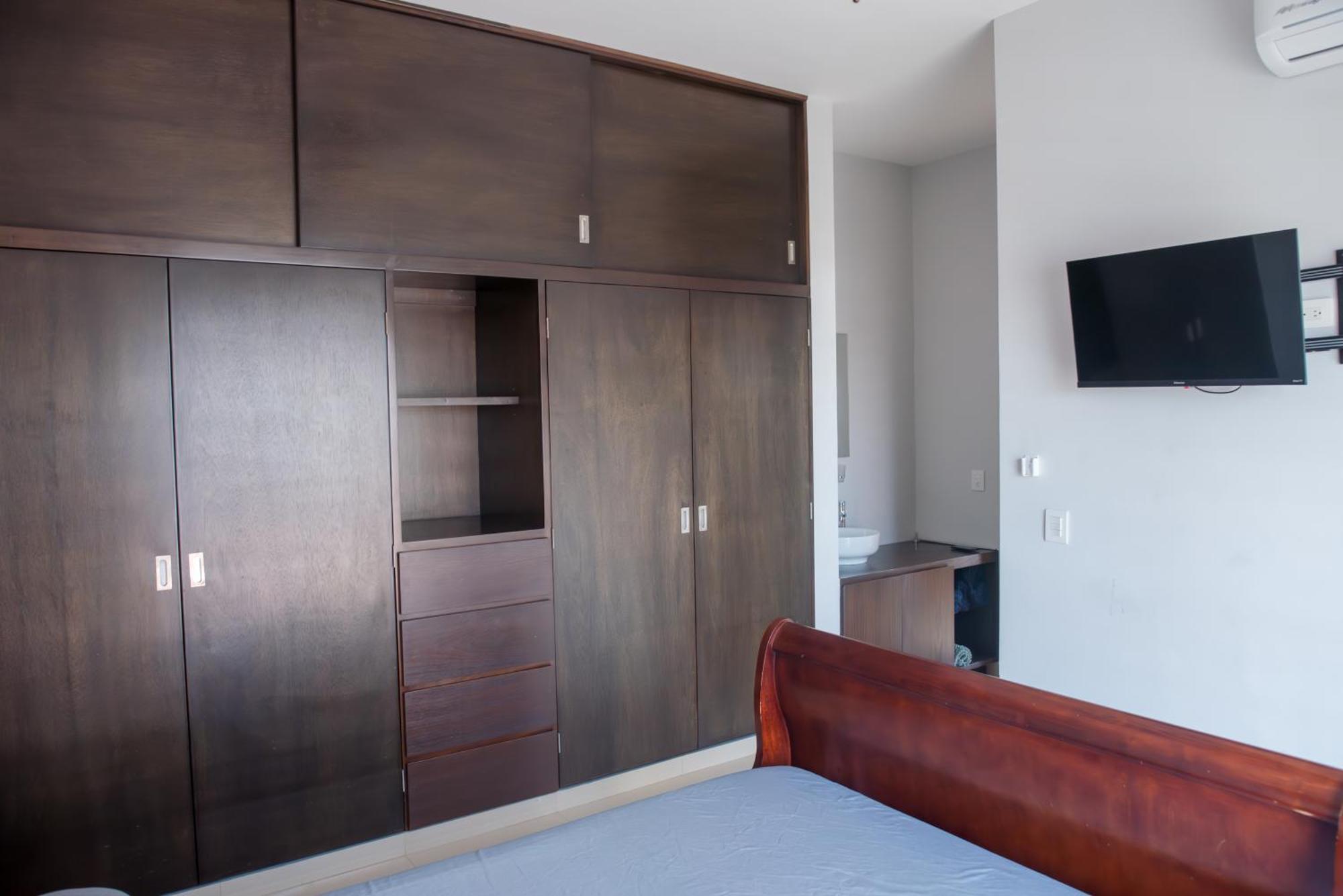 2Br/2Ba Condo 1 Block To Ocean! - Unit #5 Mazatlan Ngoại thất bức ảnh